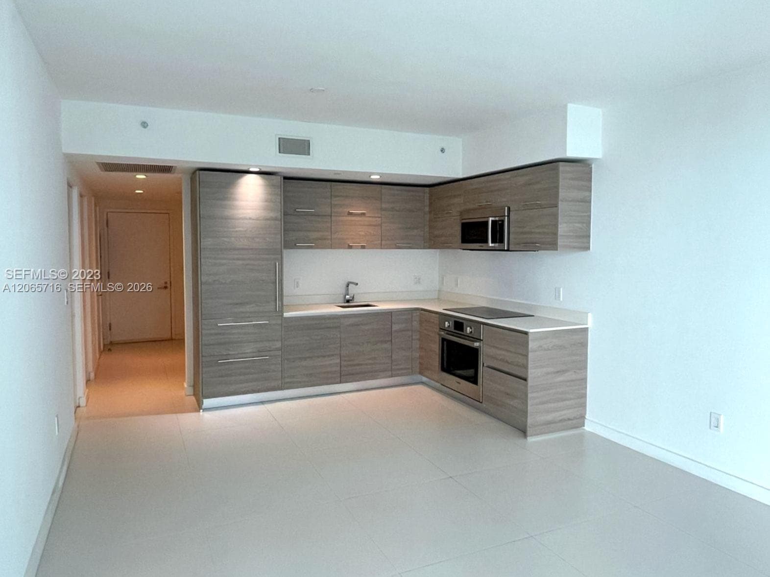 1300 S Miami Ave # 1008, Miami FL 33130
