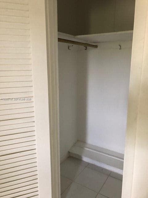 1530 NE 191st St # 240, Miami FL 33179