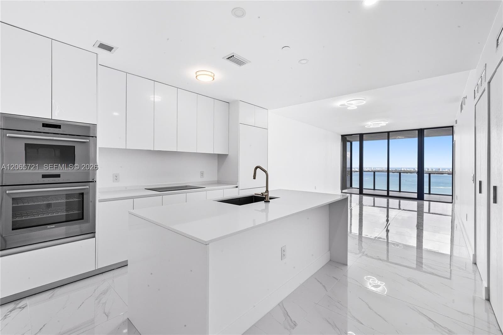 700 NE 24th St # 3502, Miami FL 33137