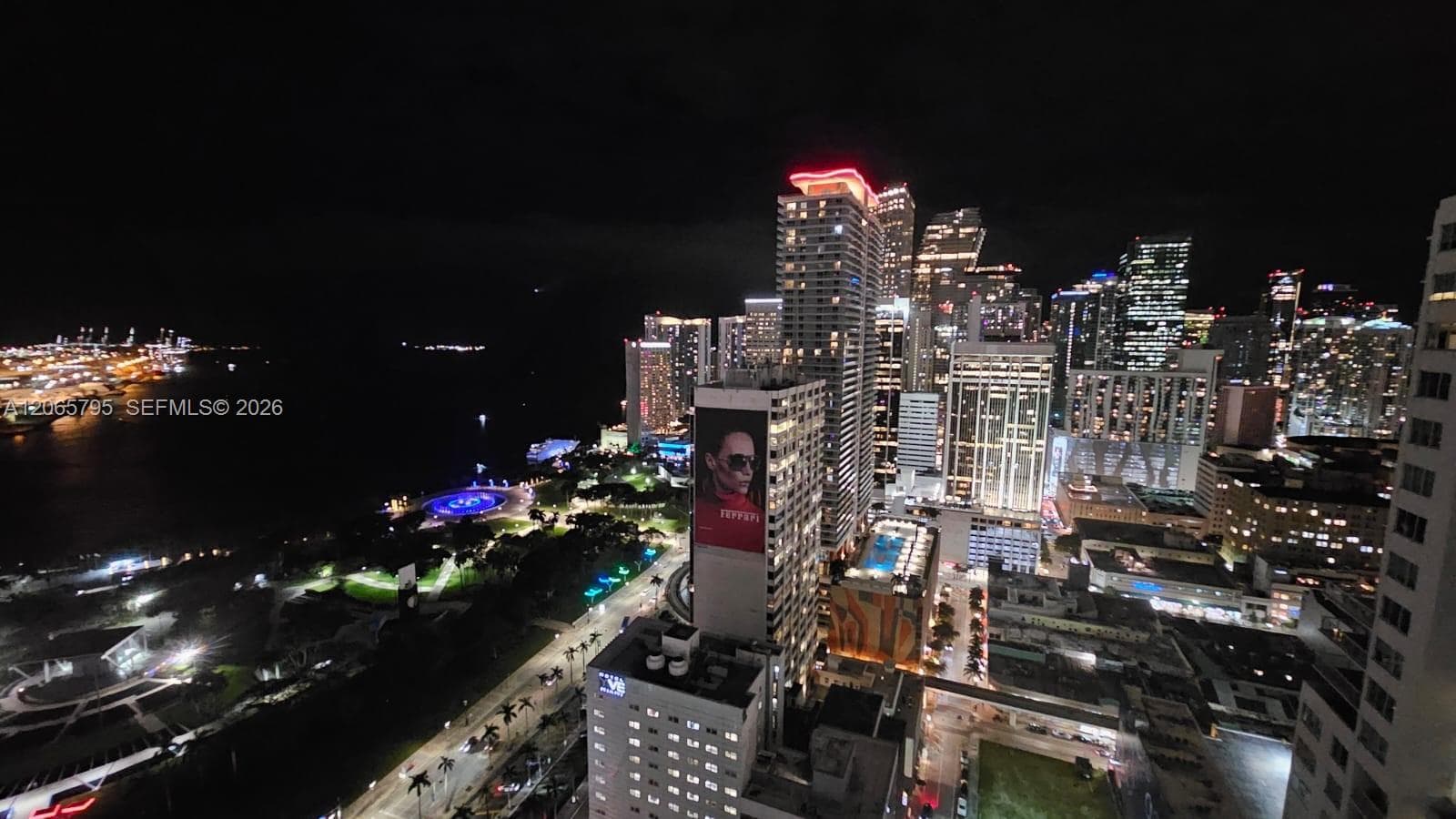 244 Biscayne Blvd # 3707, Miami FL 33132