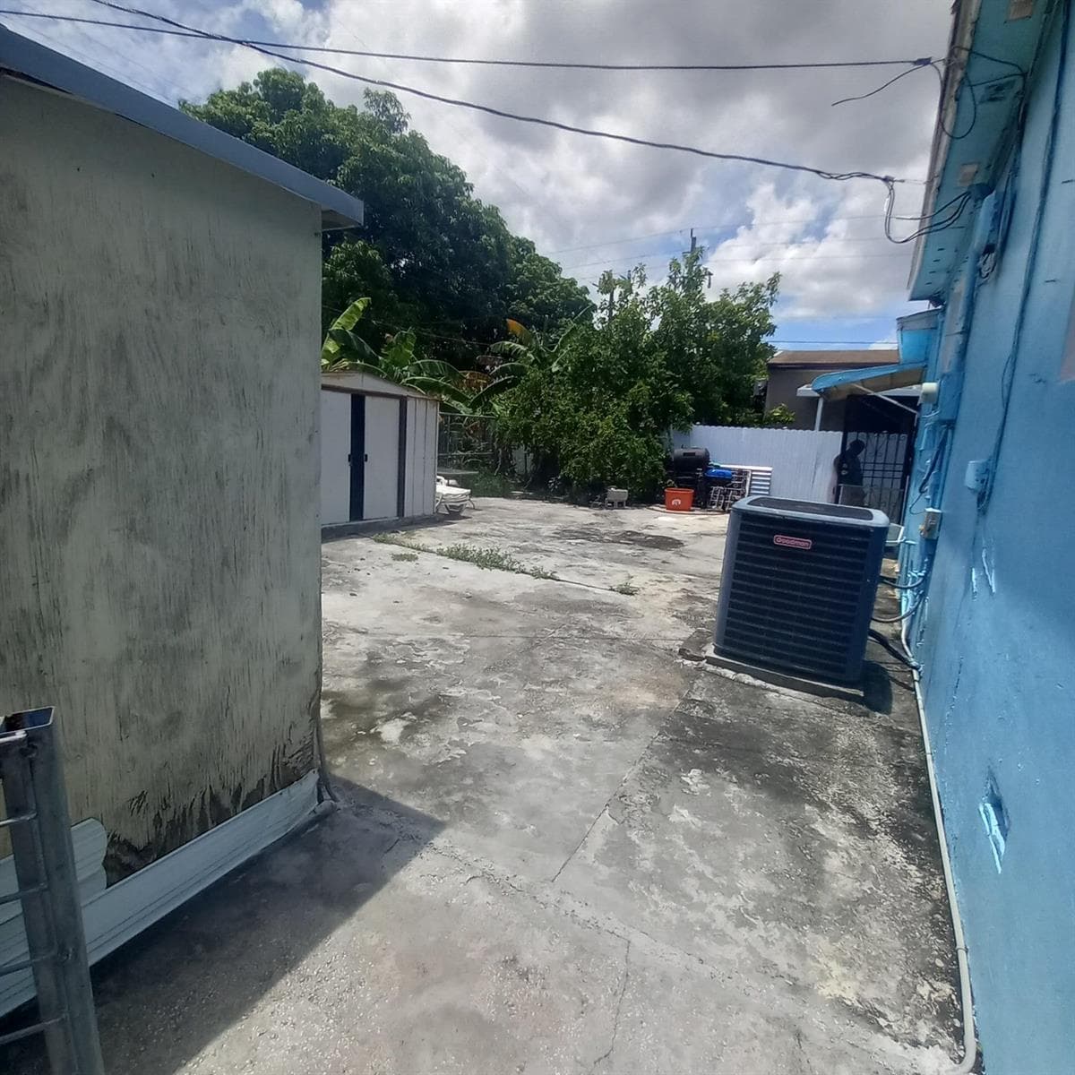3180 NW 49TH Street, Miami FL 33142