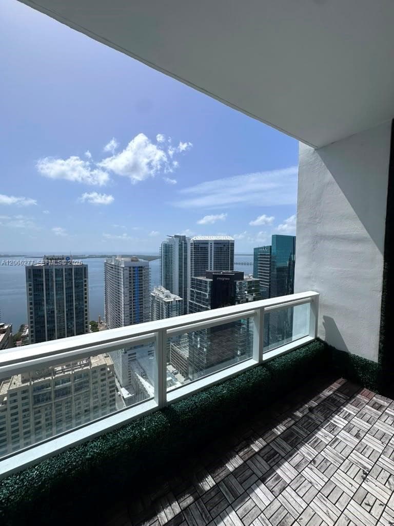 1080 Brickell Ave # 4202, Miami FL 33131