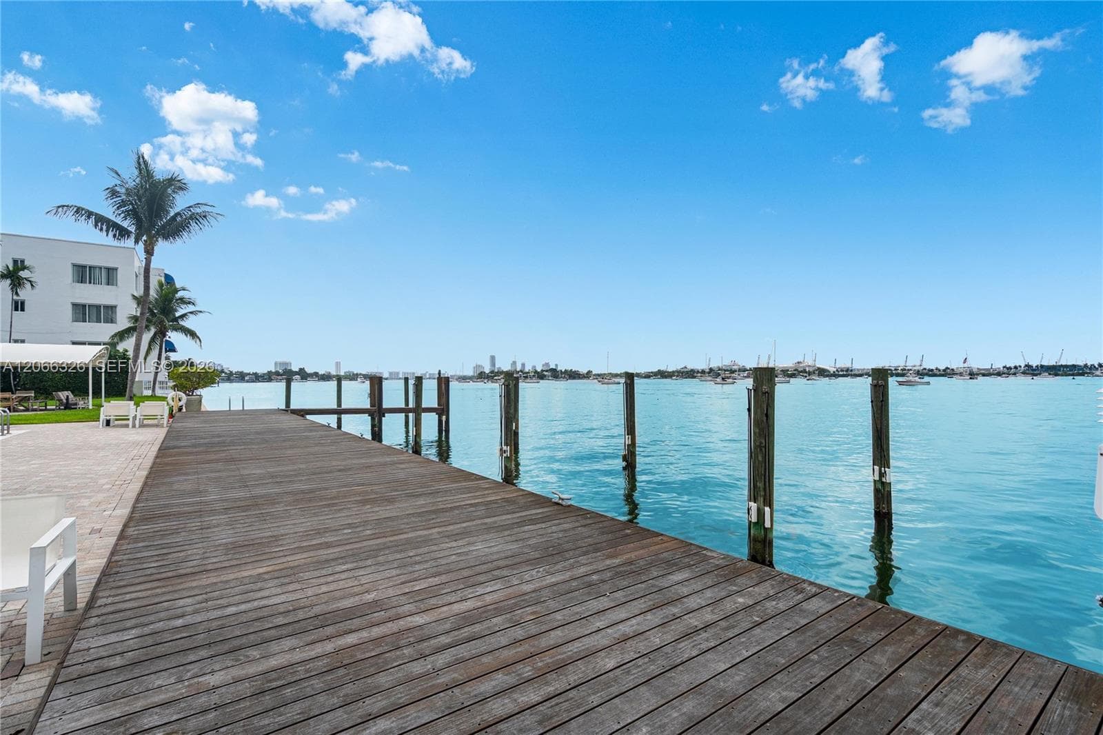 1120 Venetian Way # 1C, Miami FL 33139