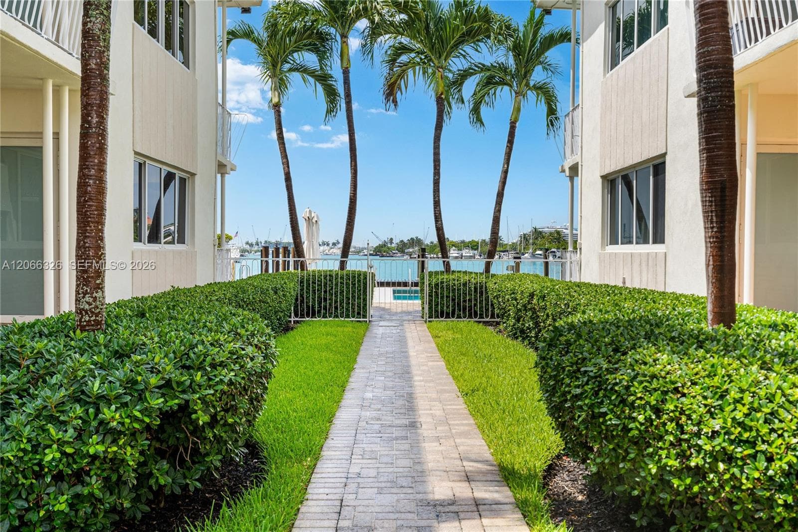 1120 Venetian Way # 1C, Miami FL 33139