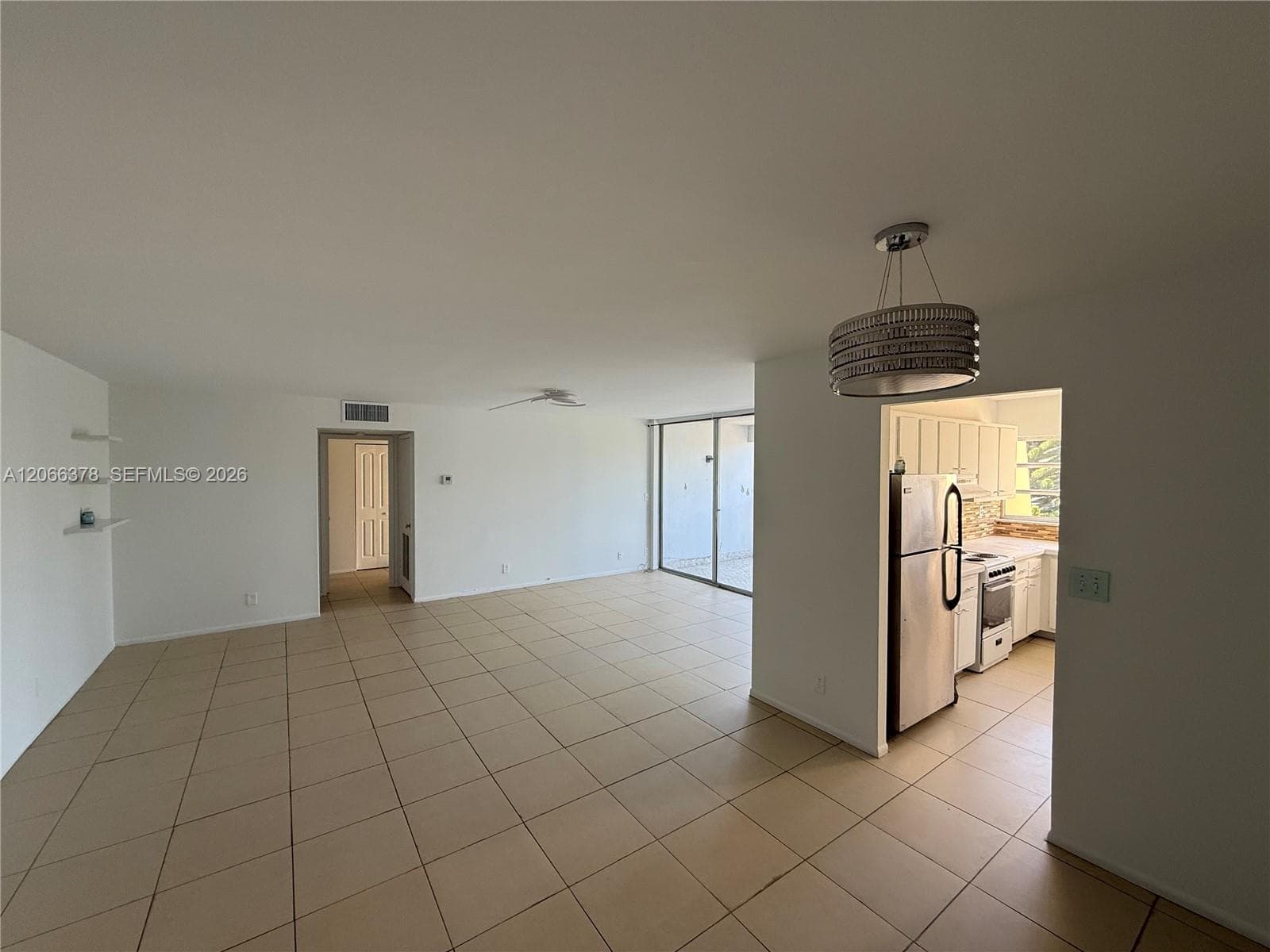 952 NE 199th St # 4K, Miami FL 33179