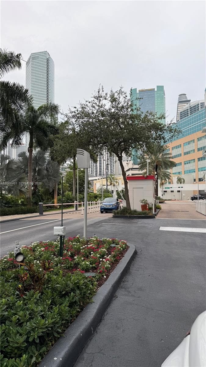 350 S Miami Ave # 304, Miami FL 33130