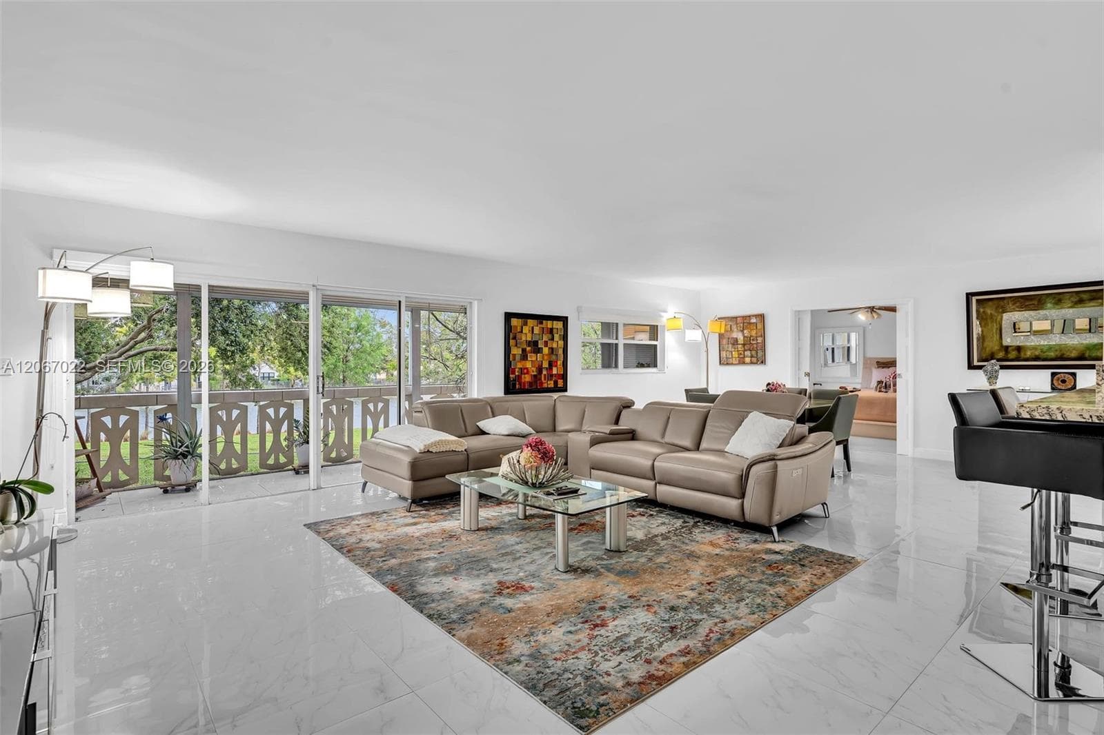 800 NE 195th St # 220, Miami FL 33179