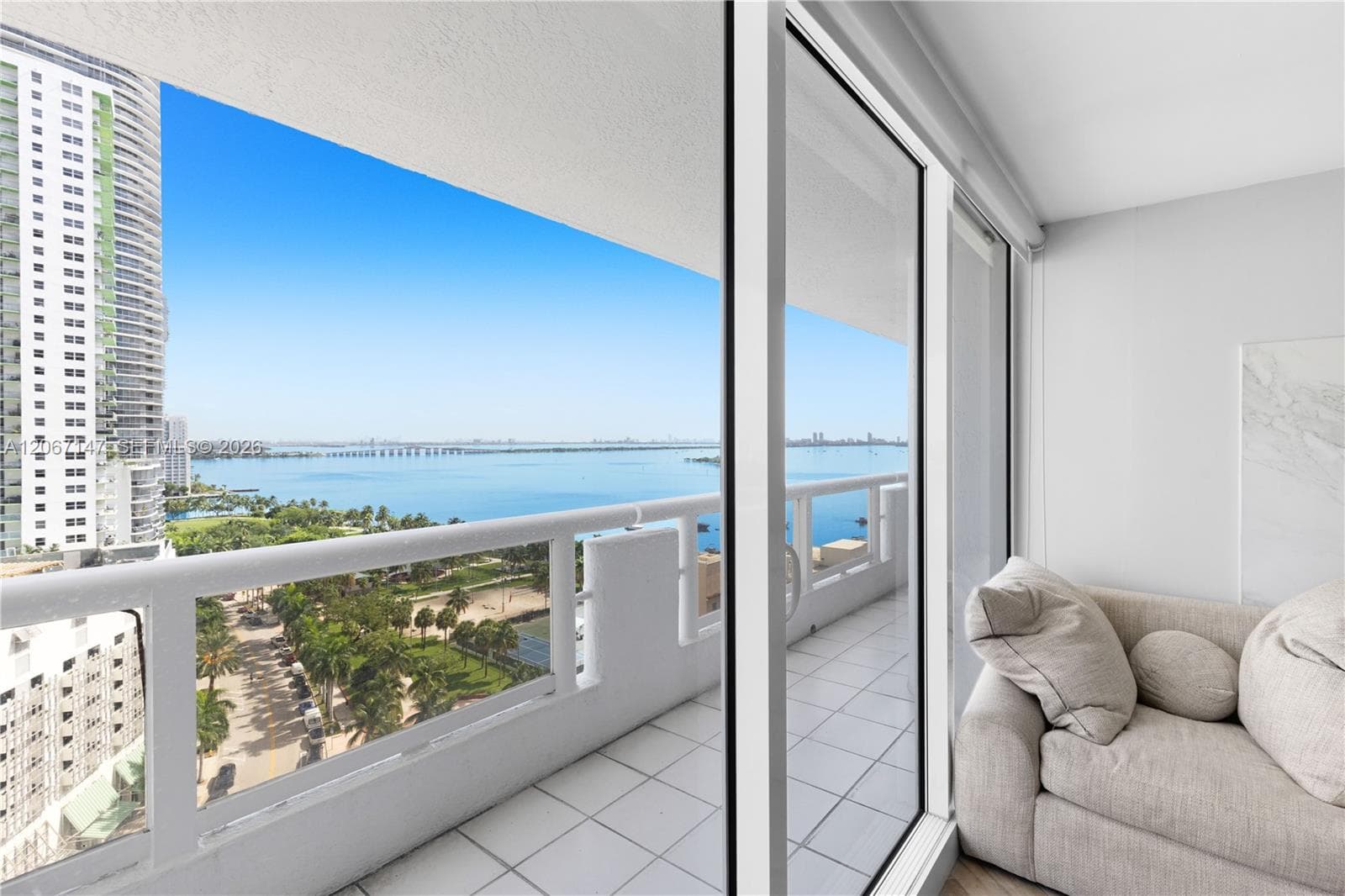 1717 N Bayshore Dr # 1951, Miami FL 33132