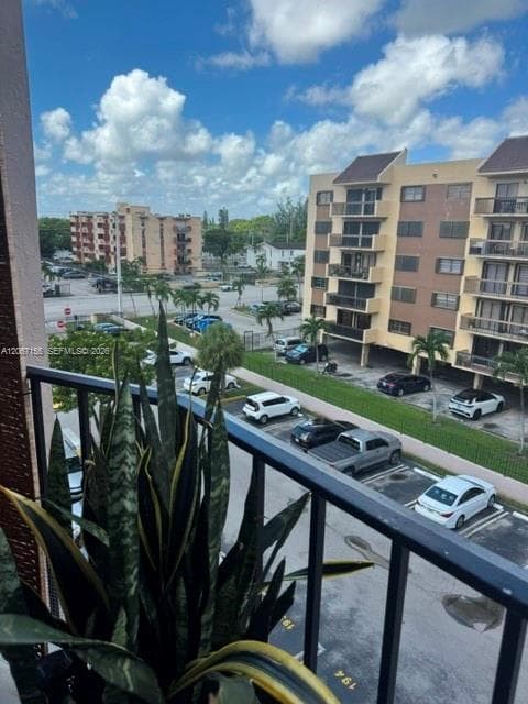 5201 NW 7th St # 506, Miami FL 33126