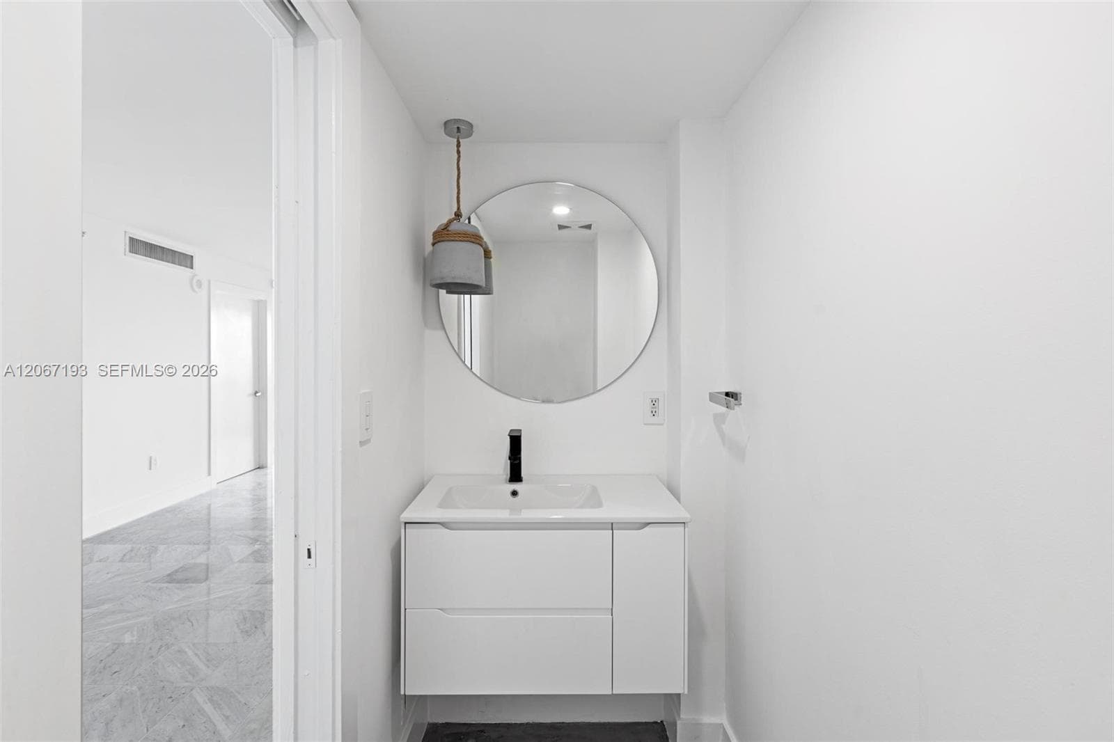 6917 Collins Ave # 1009, Miami Beach FL 33141