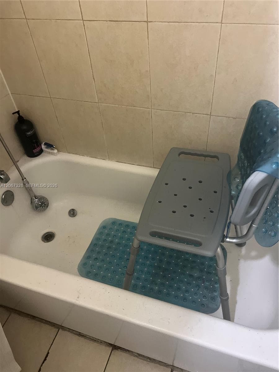 801 NW 47th Ave # 216W, Miami FL 33126