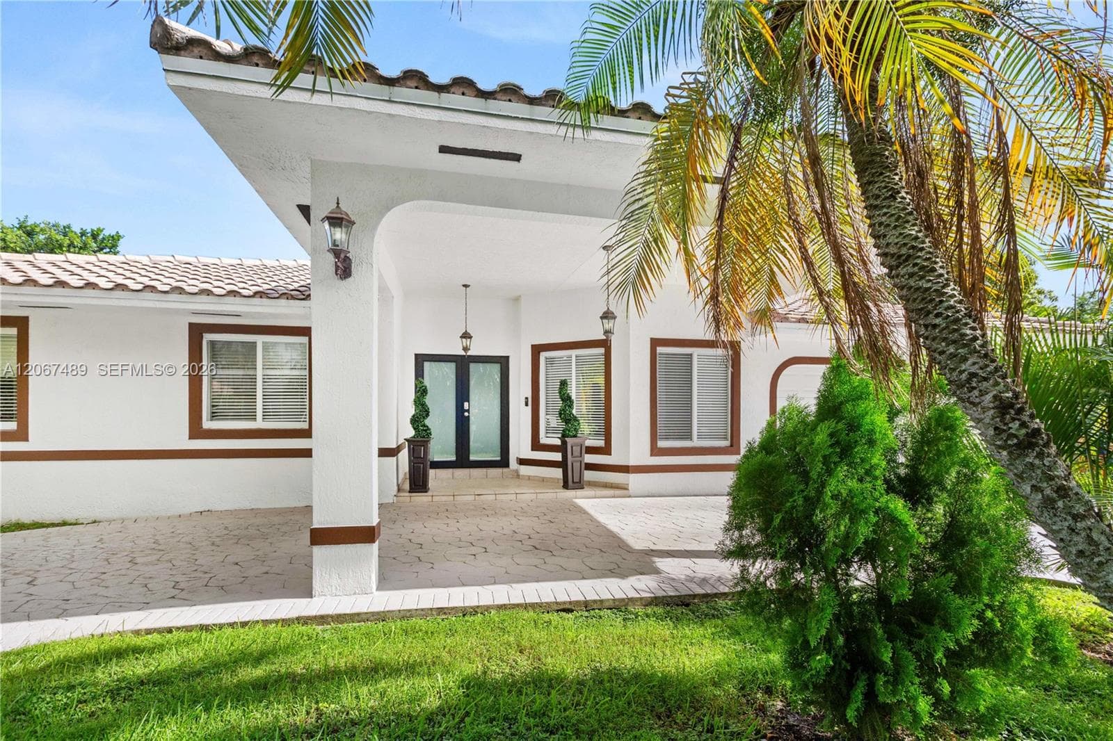 9840 NW 28th Ter, Doral FL 33172