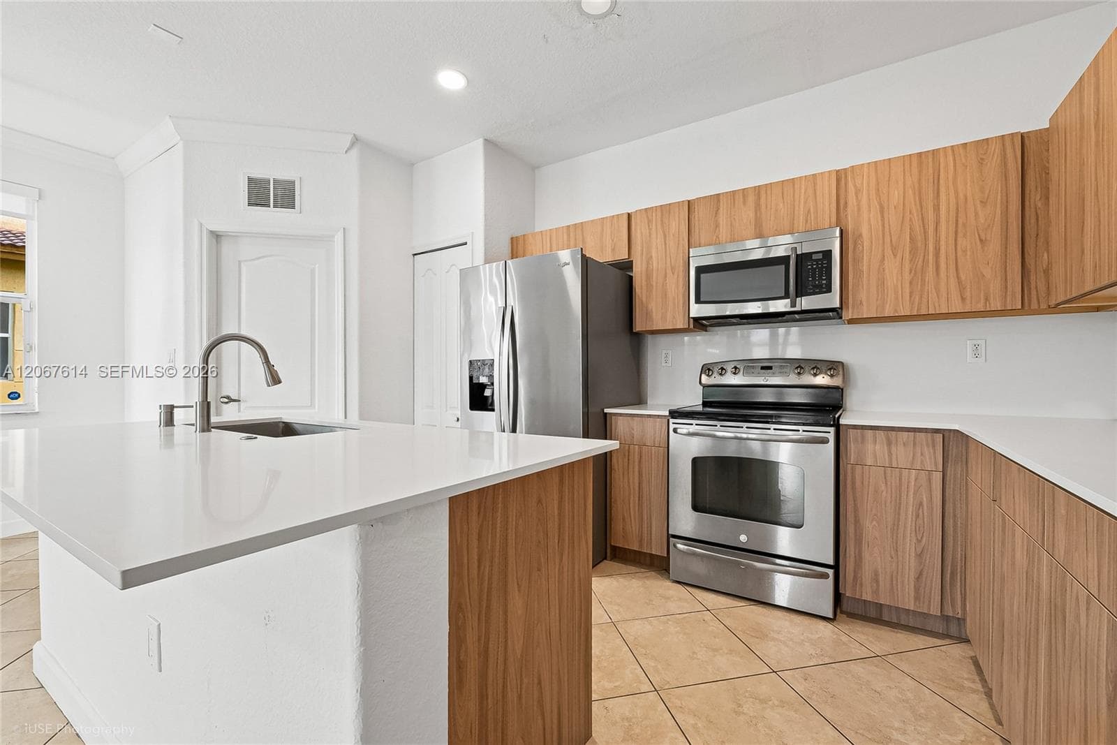 8666 NW 109th Ct # 8666, Doral FL 33178