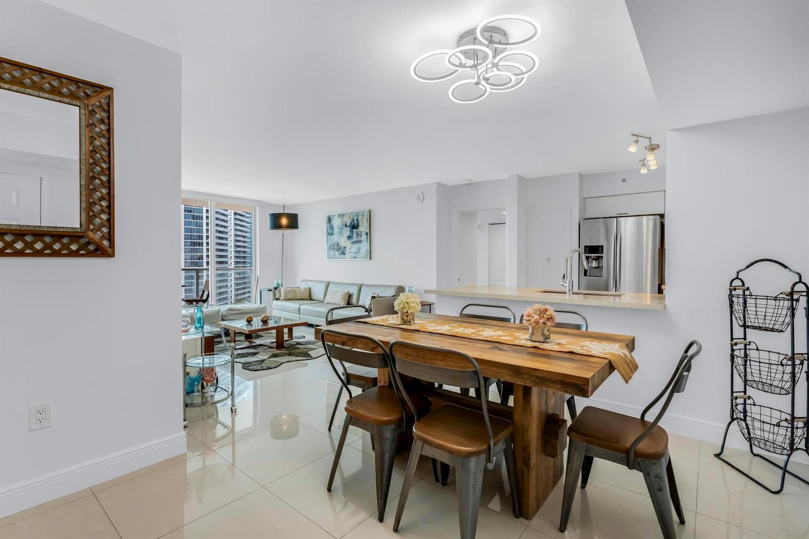 1155 BRICKELL BAY Drive # 2509, Miami FL 33131