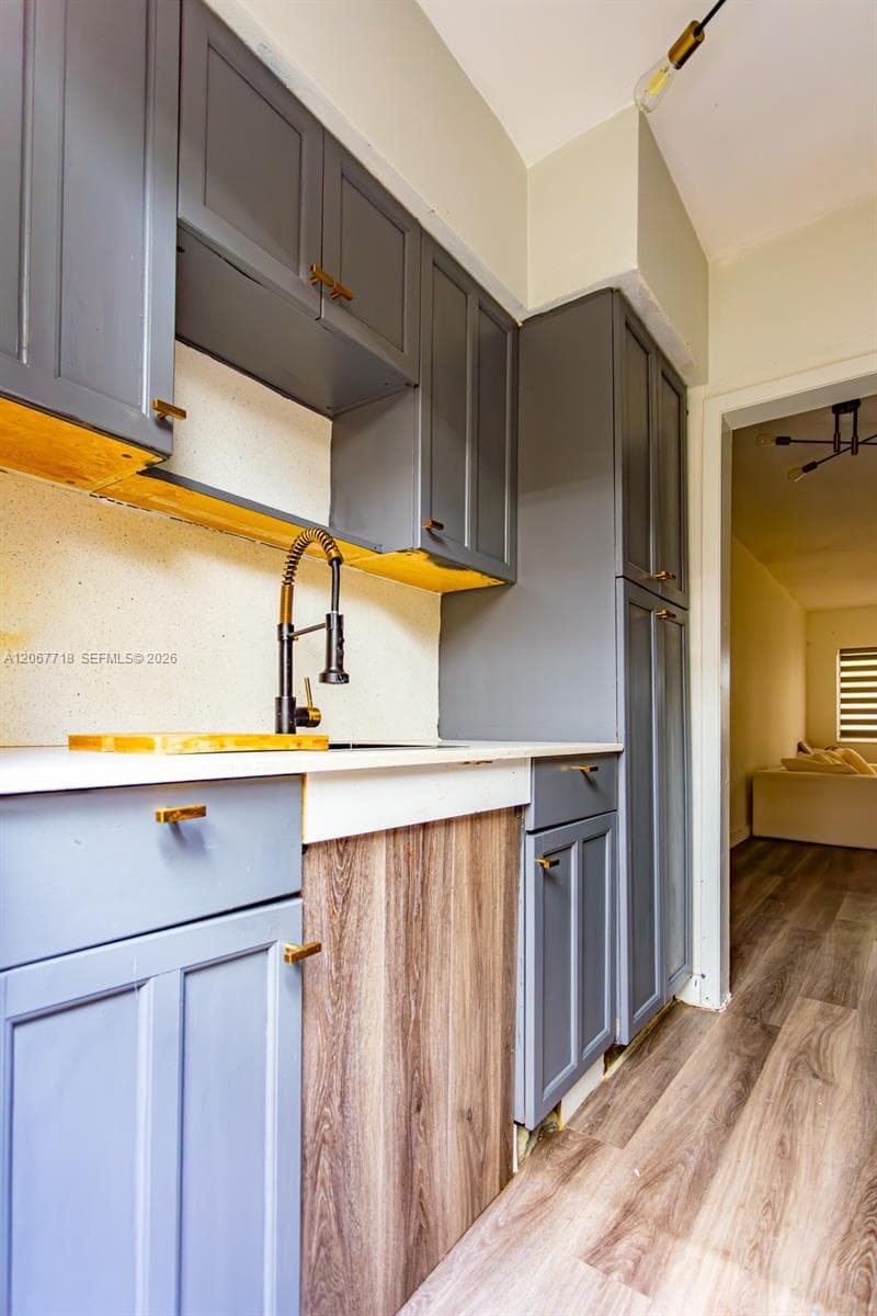 7720 Harding Ave # 3, Miami Beach FL 33141