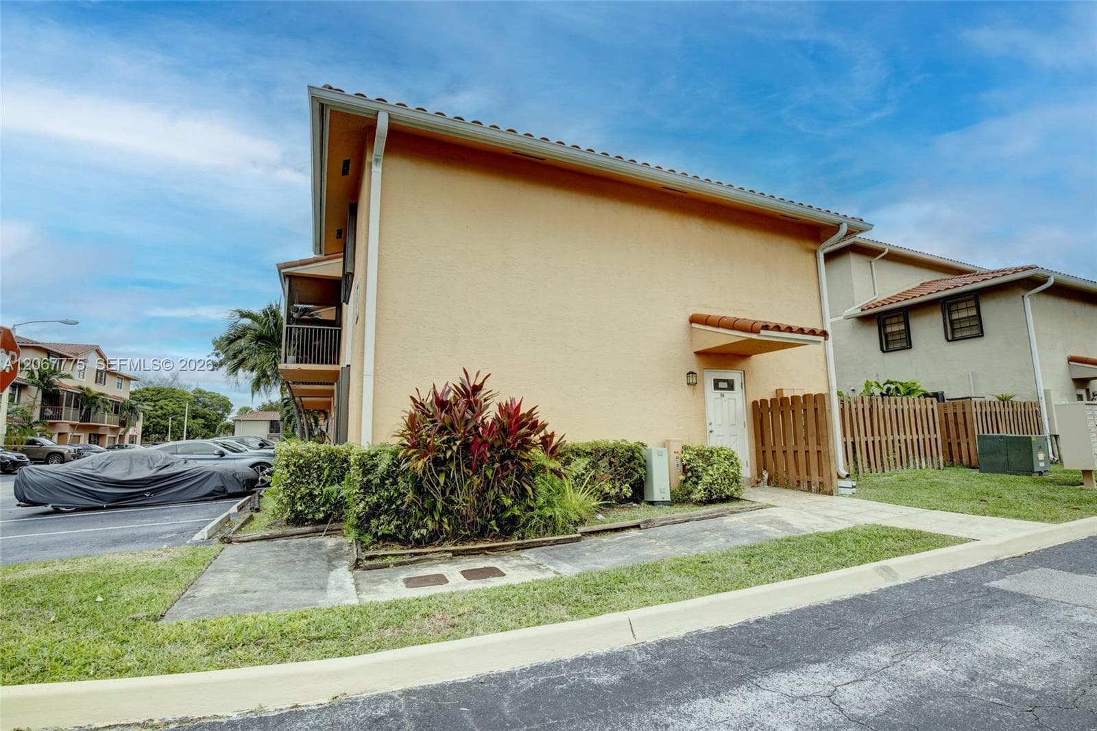 9874 Hammocks Blvd # 49, Miami FL 33196