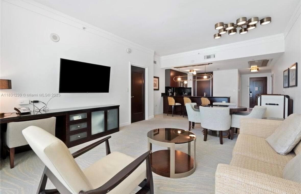 4391 Collins Avenue # 623, Miami Beach FL 33140
