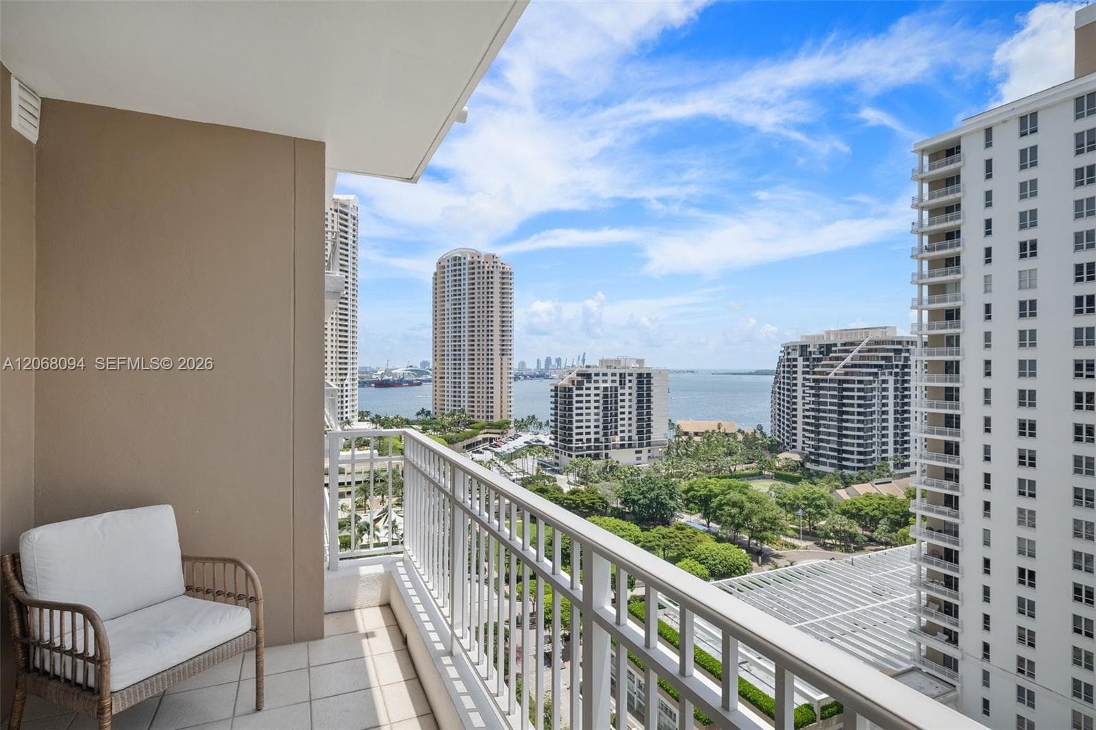 801 Brickell Key Blvd # 1805, Miami FL 33131