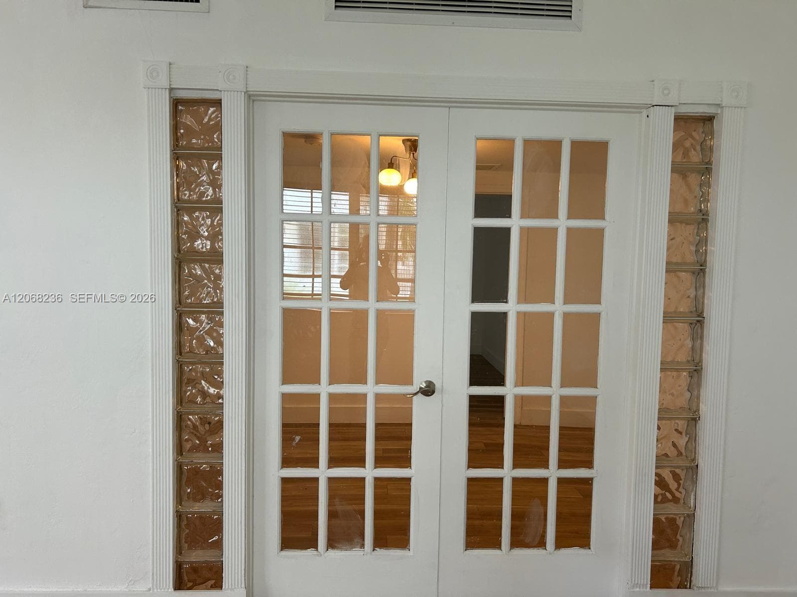 1605 Lenox Ave # 3, Miami Beach FL 33139