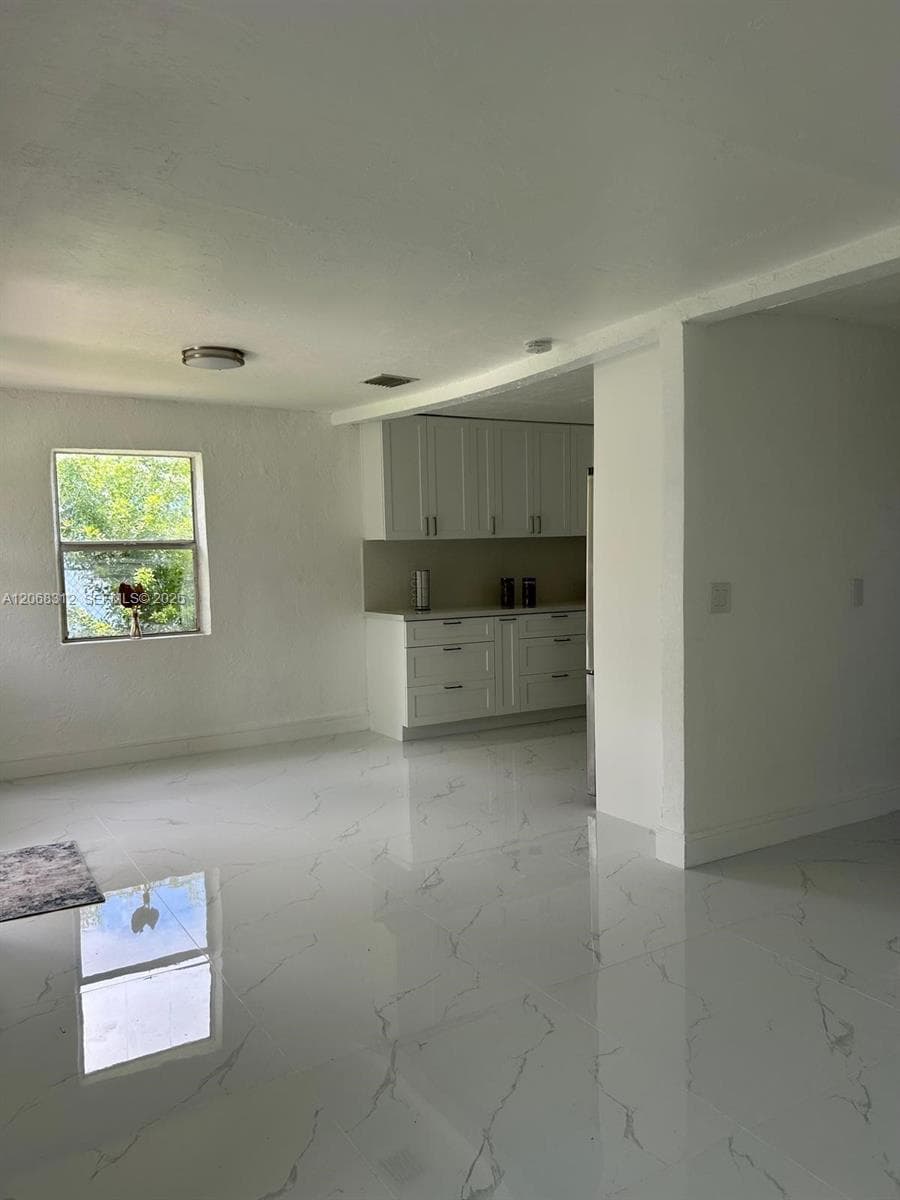 22115 SW 115th Ave, Miami FL 33170