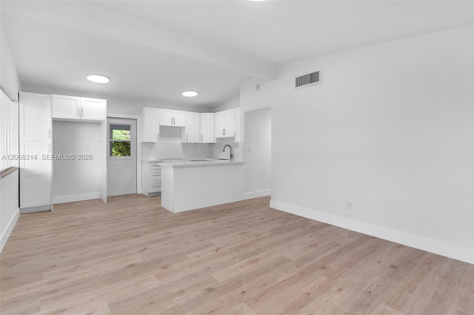 11445 SW 43rd Ter, Miami FL 33165