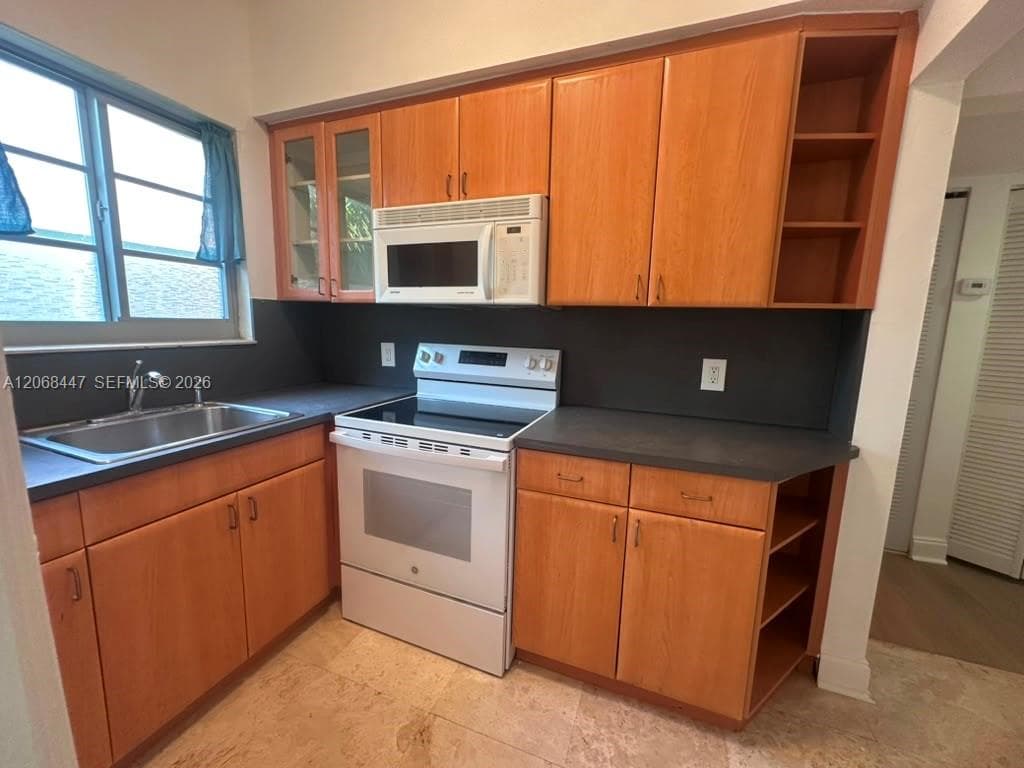 1341 Meridian Ave # 202, Miami Beach FL 33139