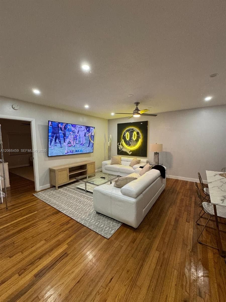 101 Collins Ave # 3, Miami Beach FL 33139