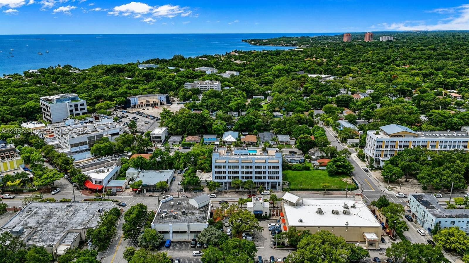 3250 Grand Ave # 406, Miami FL 33133