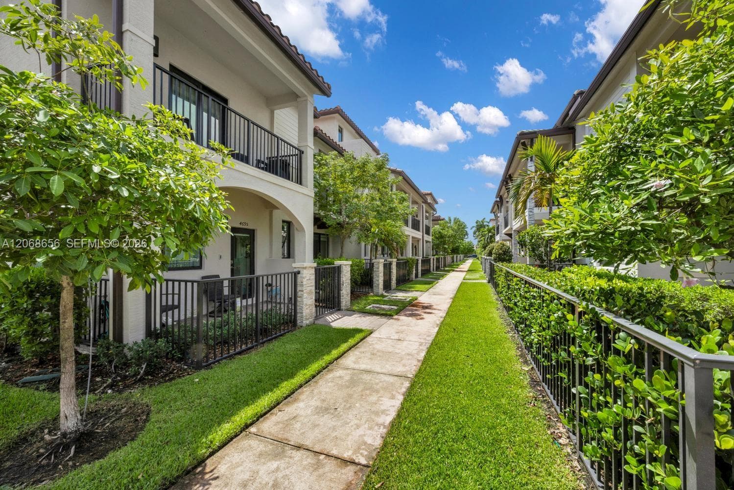 4691 NW 83rd Pkwy, Doral FL 33166