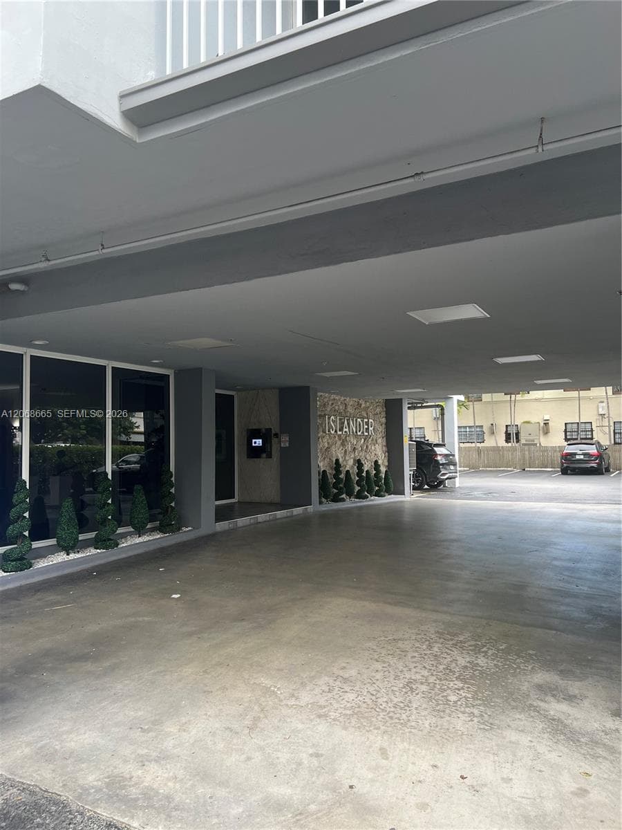 1255 Collins Ave # 705, Miami Beach FL 33139