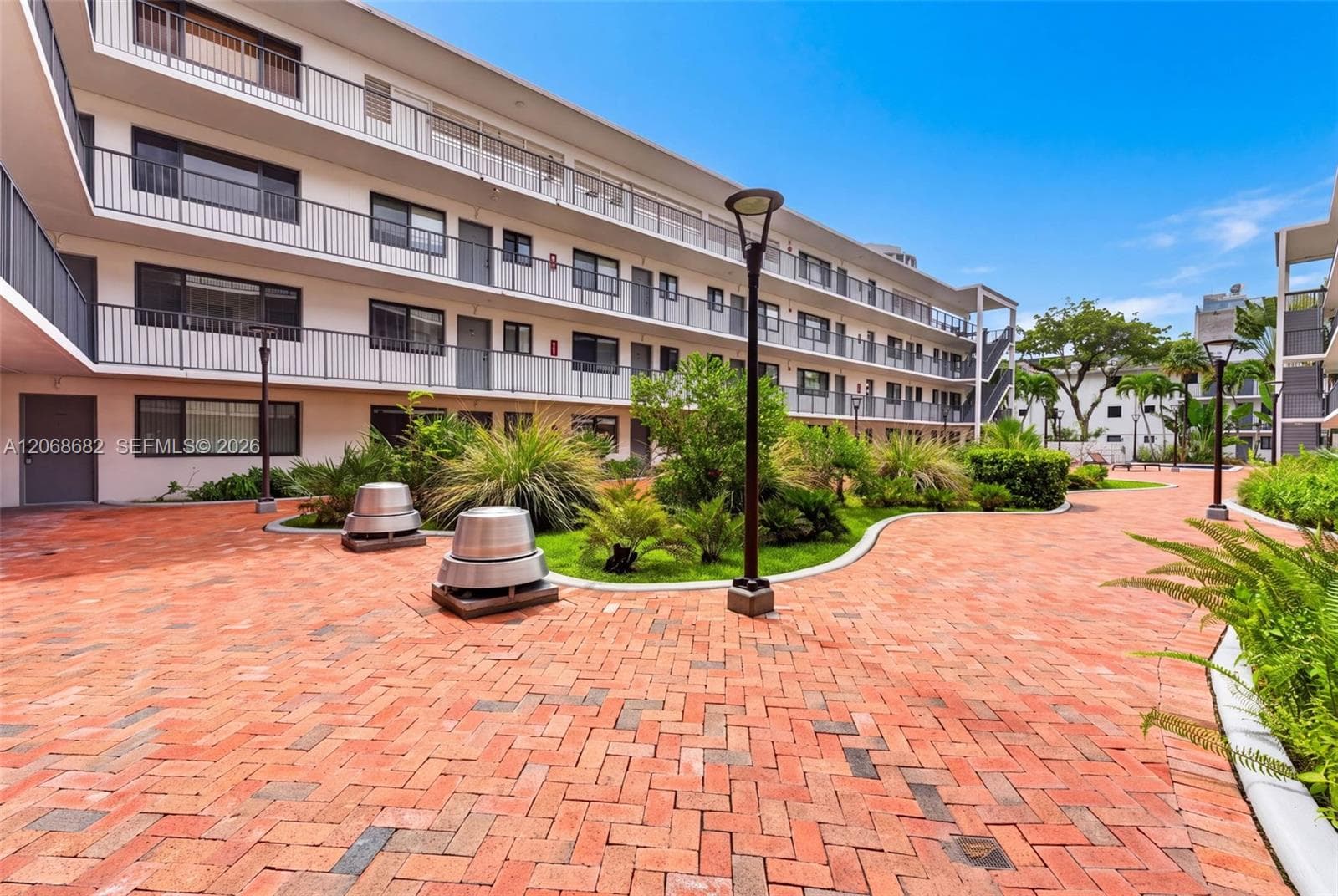 2924 Day Ave # N314, Miami FL 33133