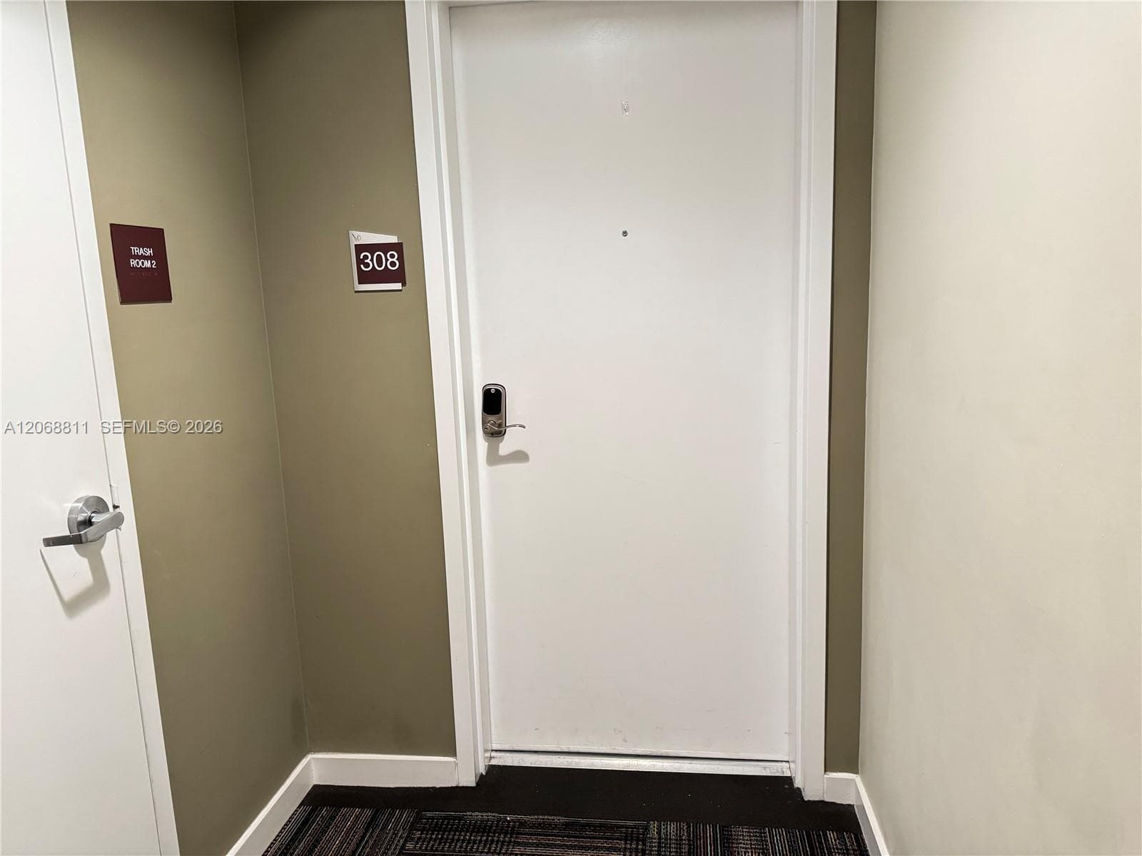 7661 NW 107th Ave # 308, Doral FL 33178
