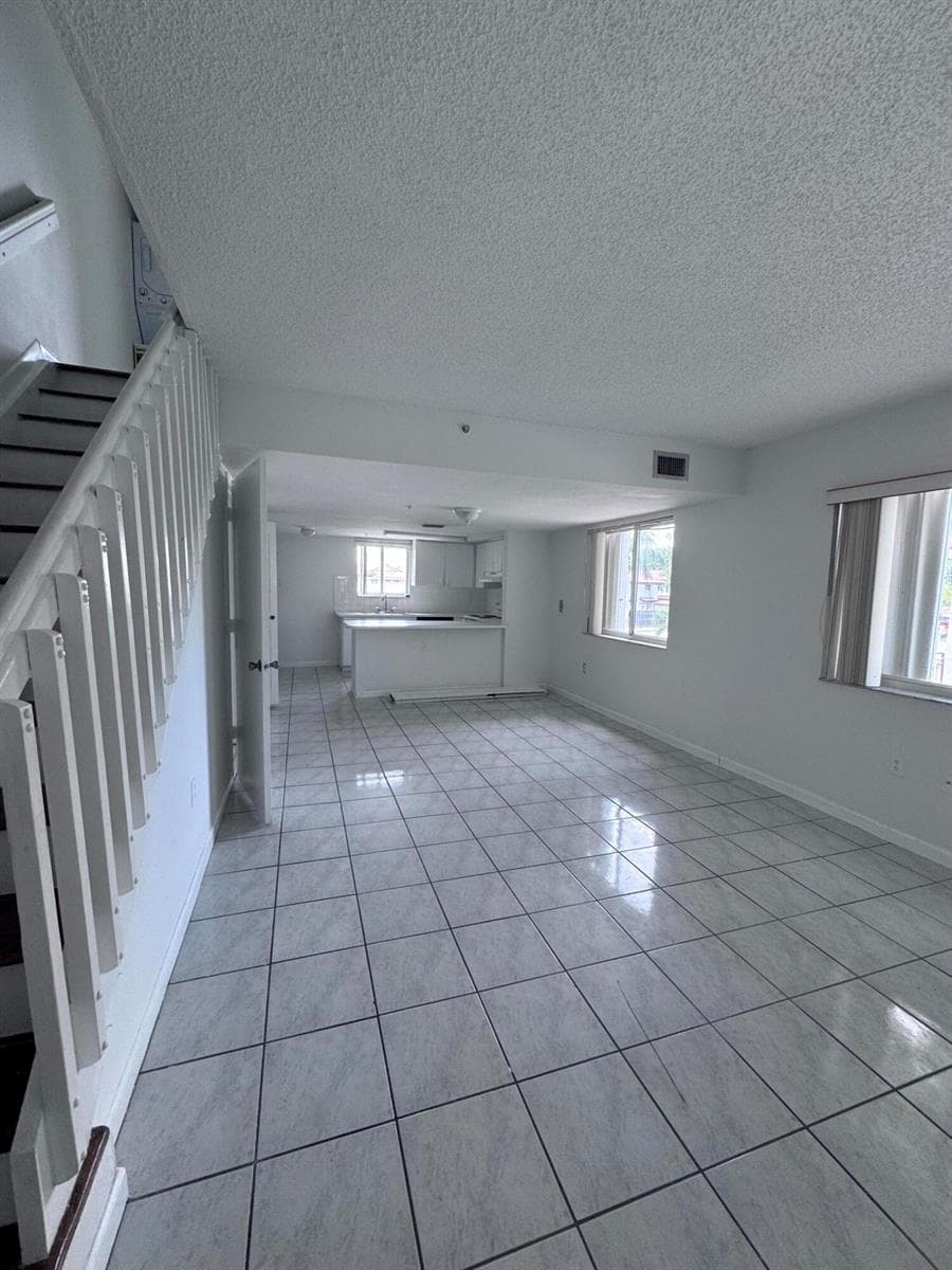 551 NW 82ND Avenue # 526, Miami FL 33126