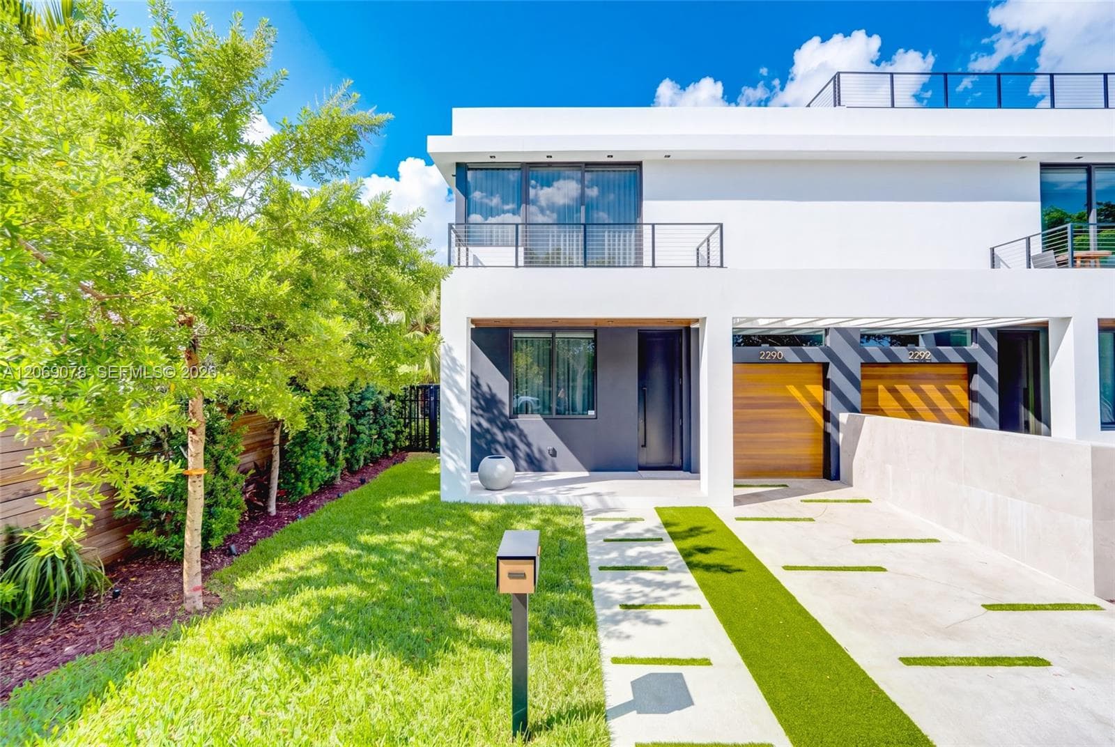 2290 SW 13th St, Miami FL 33145