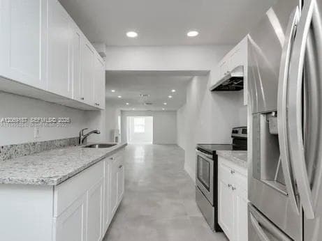 460 NW 82nd Ter, Miami FL 33150