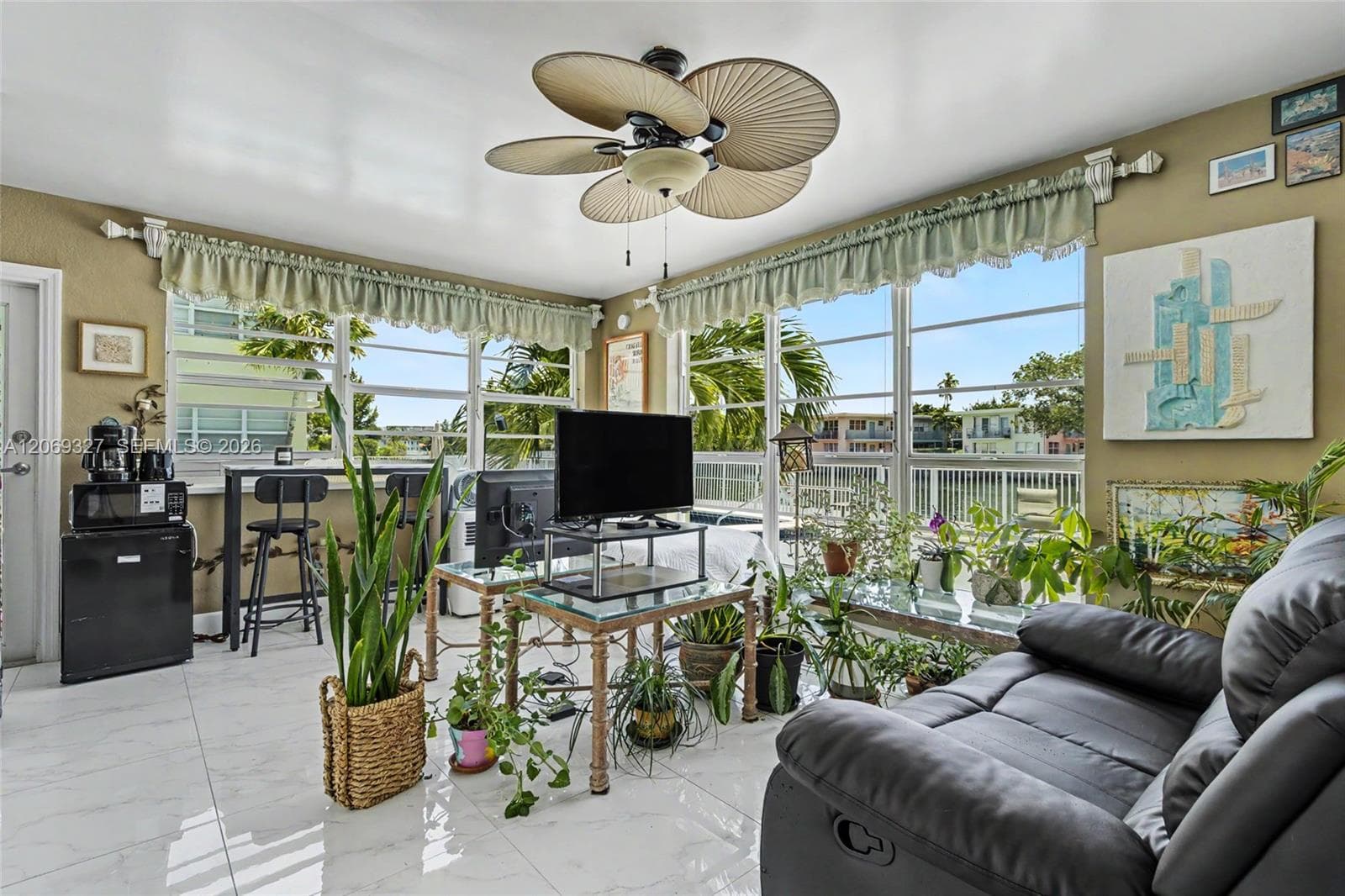 350 S Shore Dr # 15, Miami Beach FL 33141