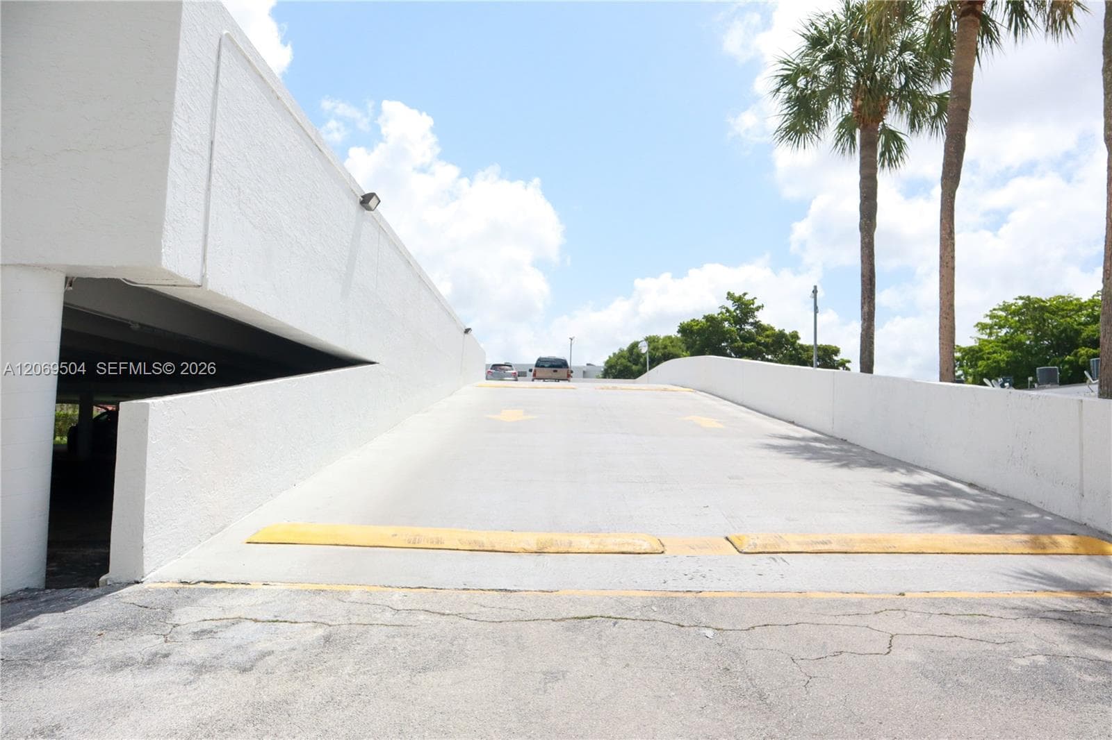 13951 Kendale Lakes Cir # 310A, Miami FL 33183