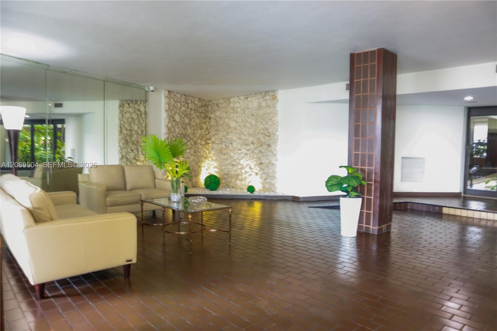 13951 Kendale Lakes Cir # 310A, Miami FL 33183