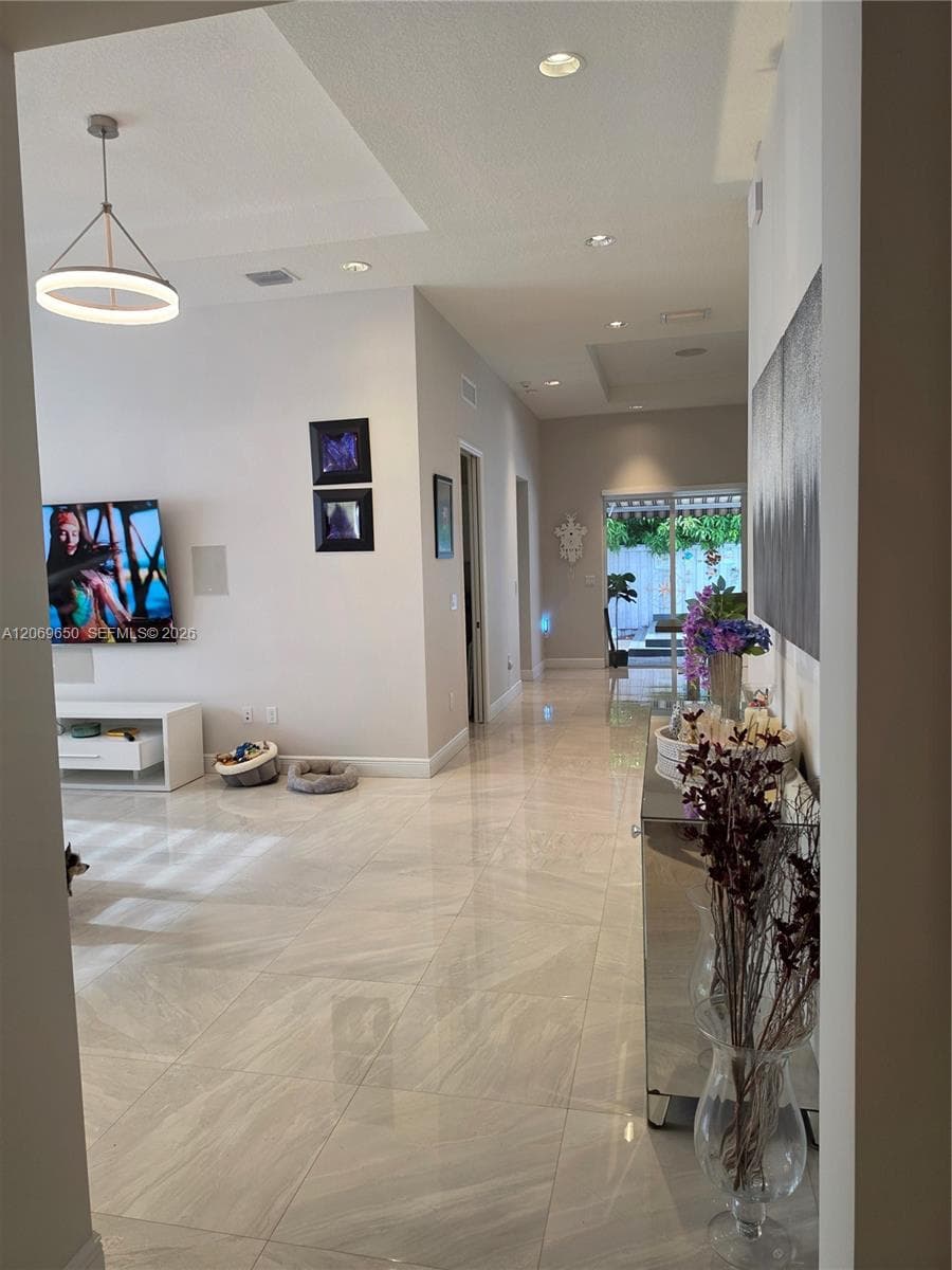 14941 SW 174th St, Miami FL 33187