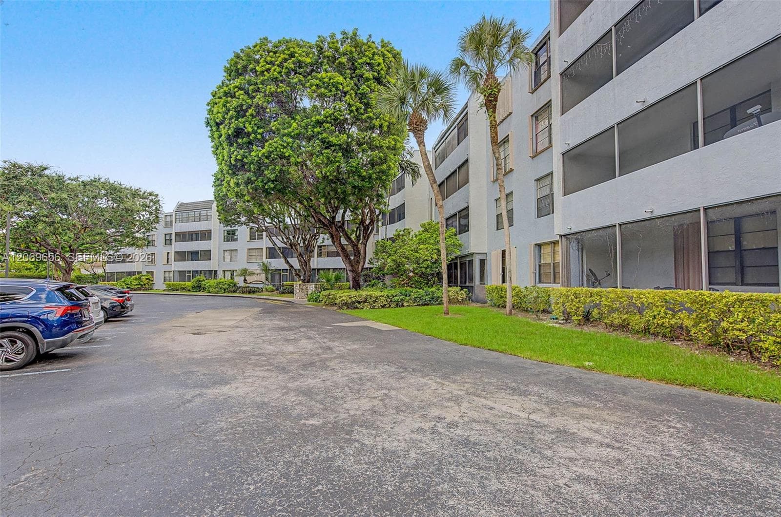 10852 N Kendall Dr # 314, Miami FL 33176