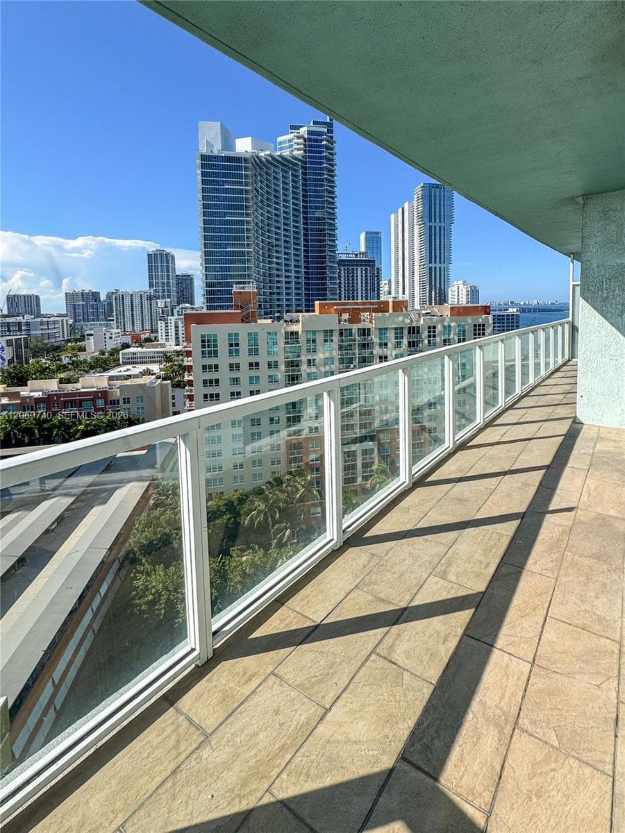 1900 N Bayshore Dr # 1618, Miami FL 33132