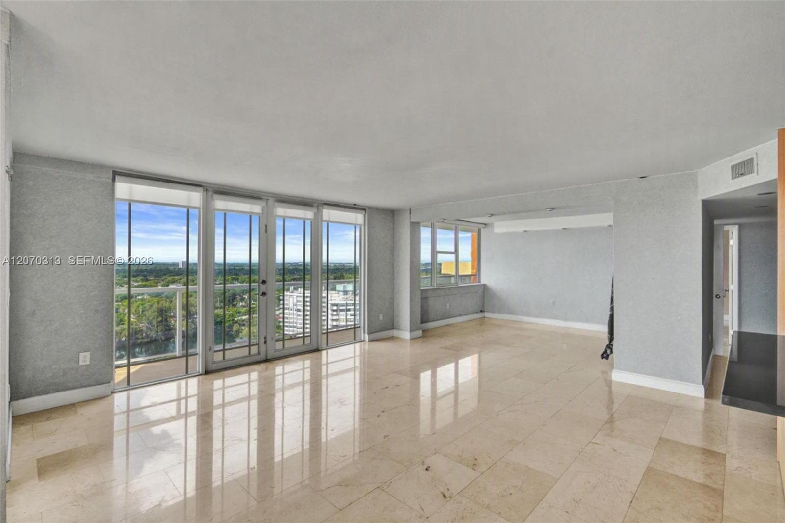 1351 NE Miami Gardens Dr, Miami FL 33179