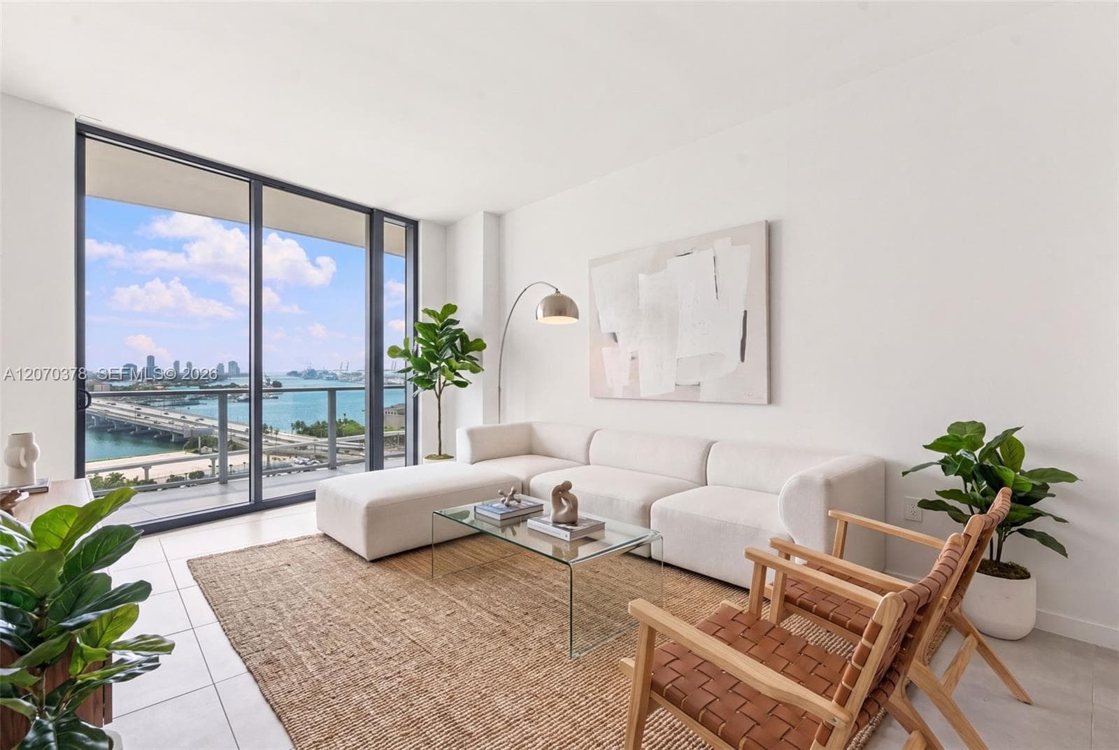 1400 Biscayne Boulevard # 1605, Miami FL 33132