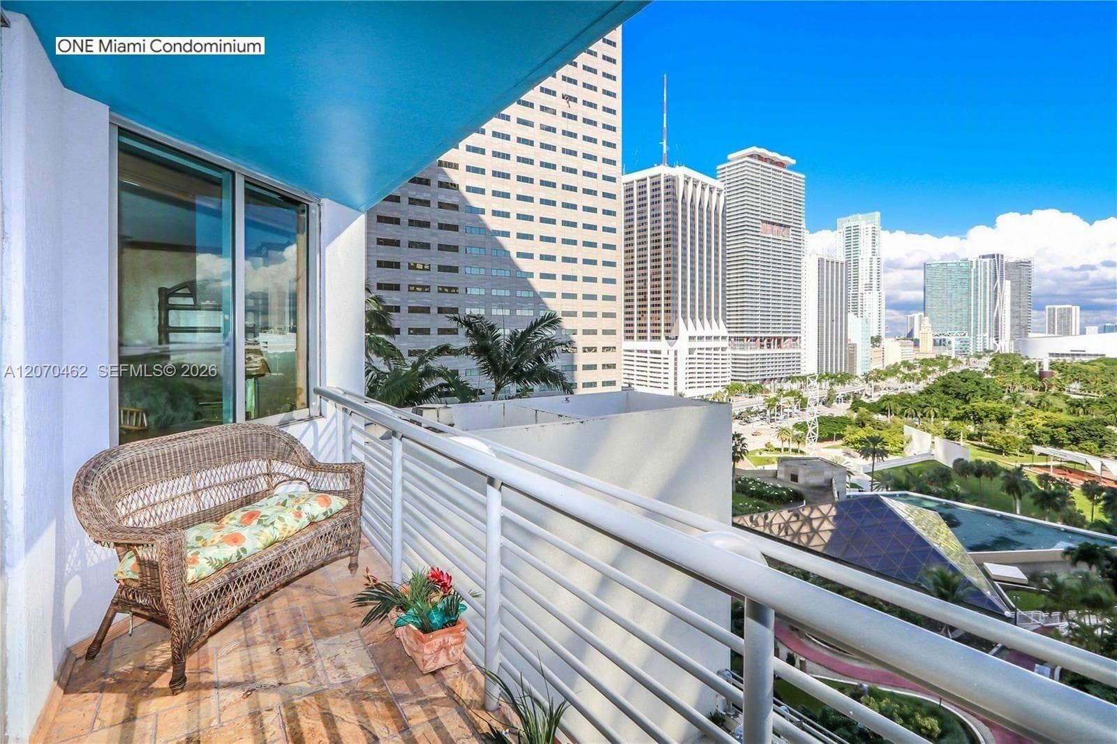 335 S Biscayne Blvd # 1500, Miami FL 33131