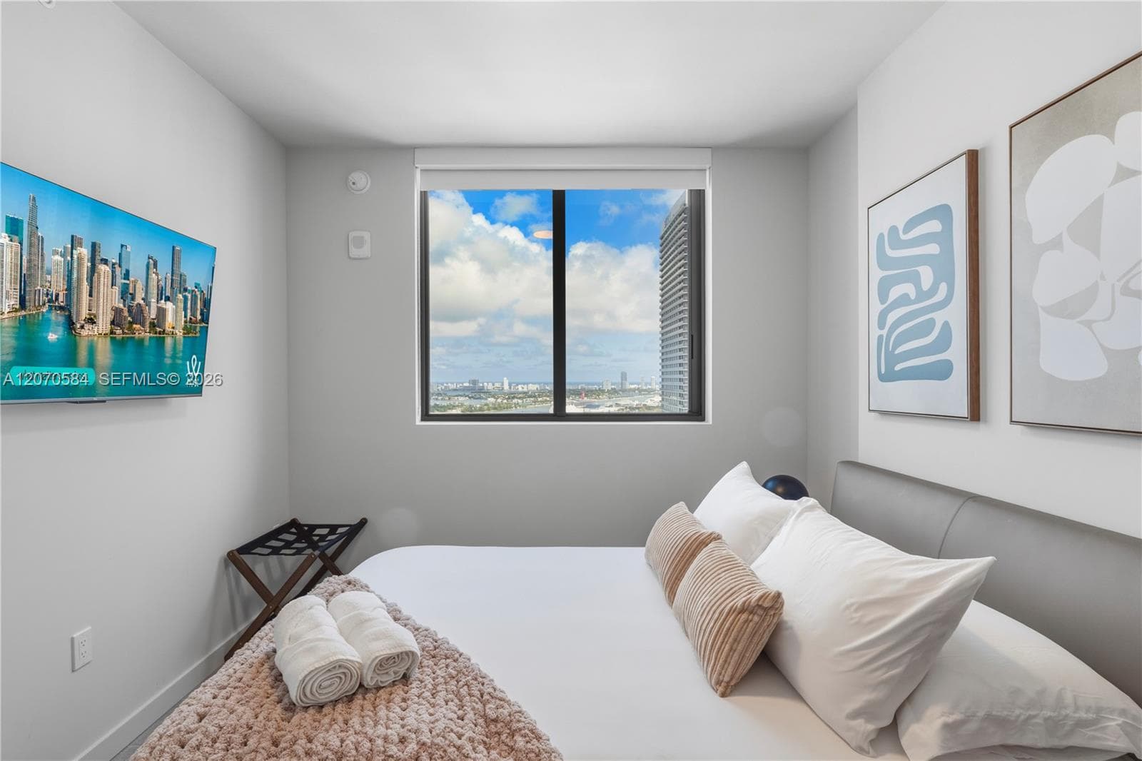 121 NE 5th St # 3312, Miami FL 33132