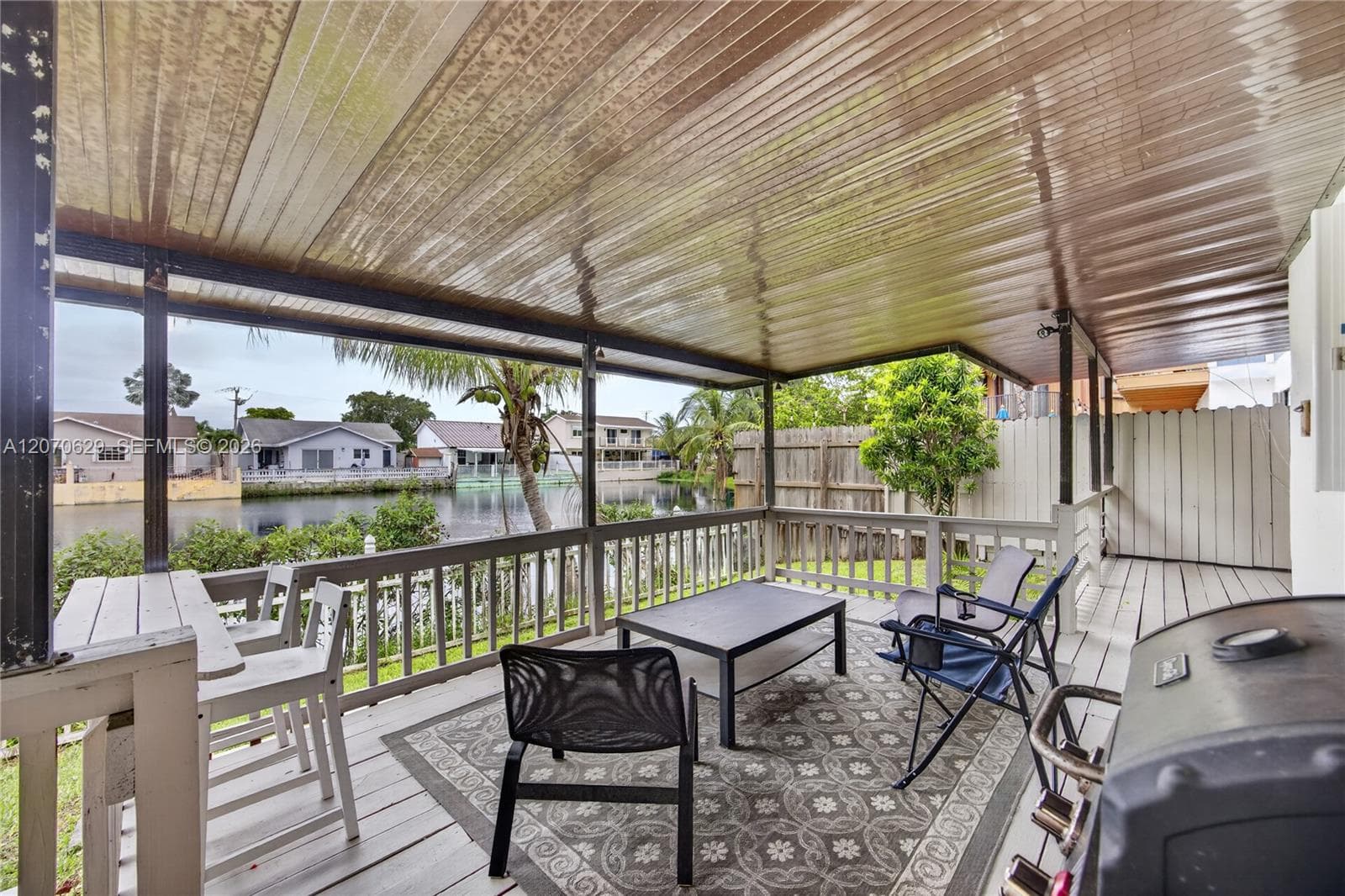 8210 SW 96th Ct, Miami FL 33173