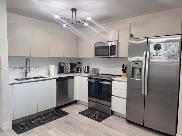 19380 NE 26 AVE # 304, Miami FL 33180