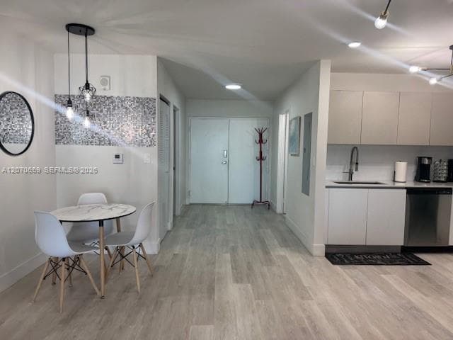 19380 NE 26 AVE # 304, Miami FL 33180
