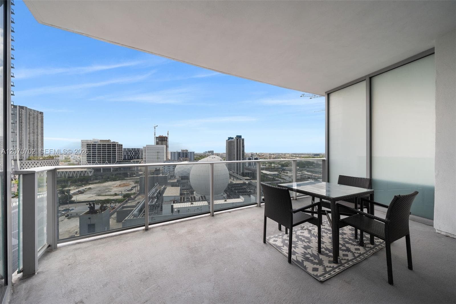 851 NE 1st Ave # 1610, Miami FL 33132
