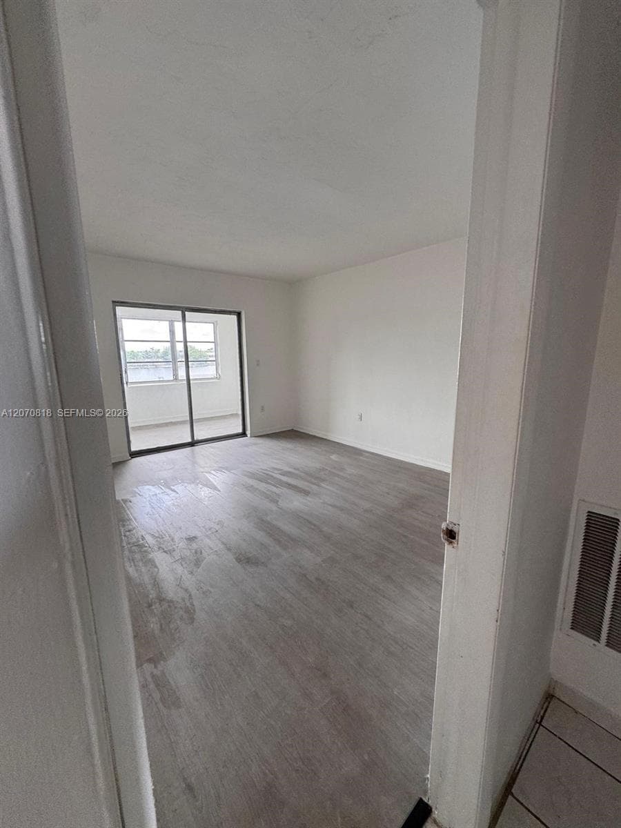 18700 NE 3rd Ct # 626, Miami FL 33179